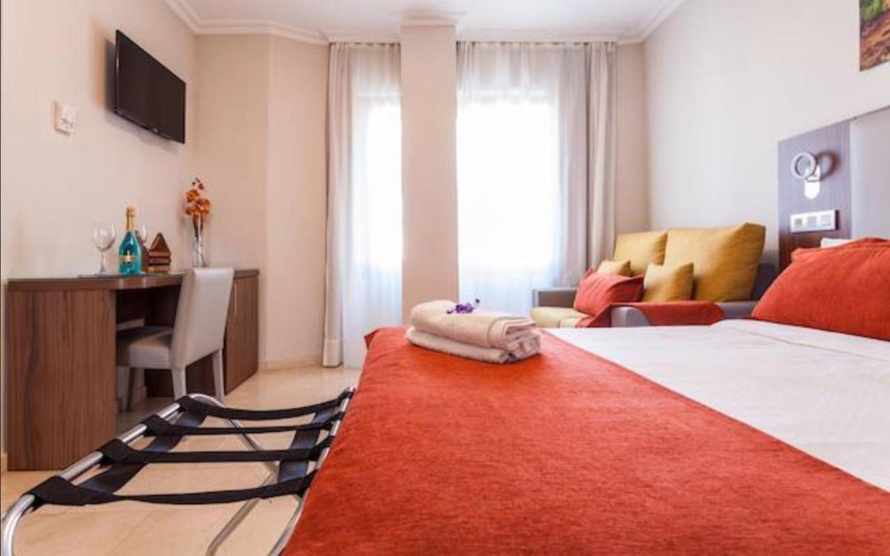 Apartament Triana L Sewilla Zewnętrze zdjęcie